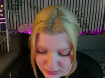 Chaturbate Watch Live Sex Cams of polly__mayer