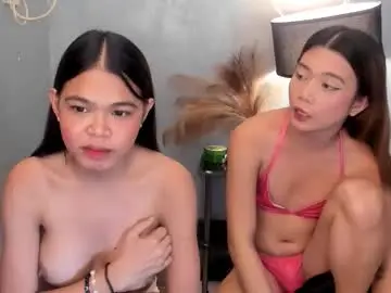 Chaturbate Live Sex Cam of 2hot_amazingladyboy