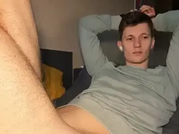 Chaturbate Live Porn of kevin_hornyyy