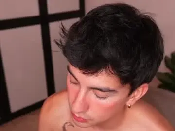 Chaturbate Live Porn of sweettaaron