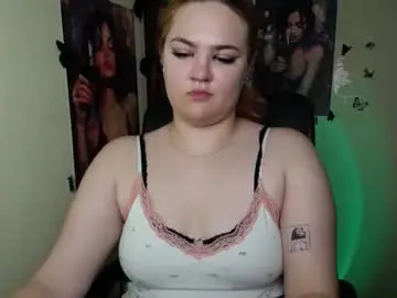 Chaturbate Live Sex Cam of redhotqueen1