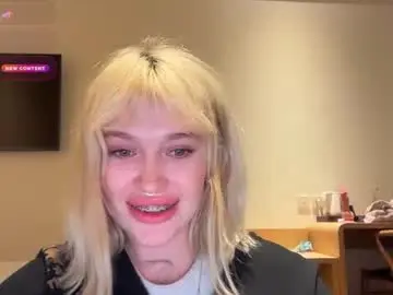 Chaturbate Best live sex cam show of golden_alinee