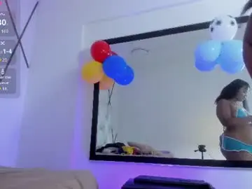Chaturbate Live Sex Cam of lilicameron_