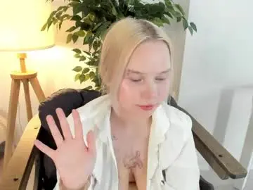 Chaturbate Adult Video Chat of shy_nikka_4you