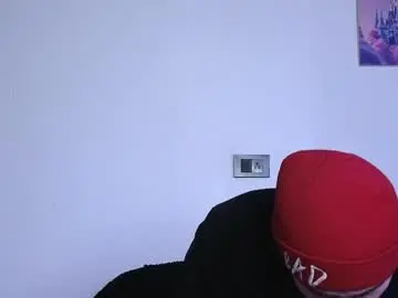 Chaturbate Live Sex Cam of holy_taby_