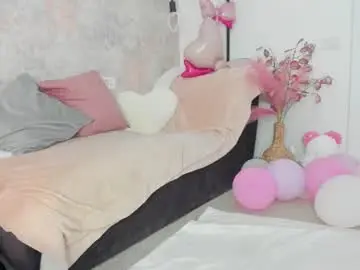 Chaturbate Live Porn of erikabeee1