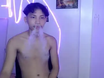 Chaturbate Watch Live Sex Cams of urbigcock_alvin