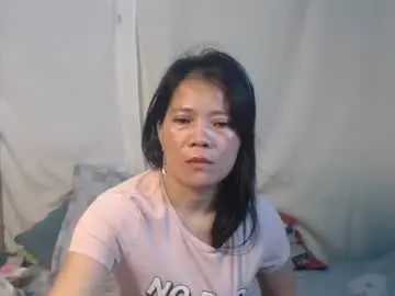 Chaturbate Adult Webcams of pinayhotmama08