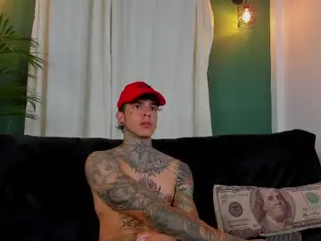 Chaturbate Watch Live Sex Cams of aron_ford