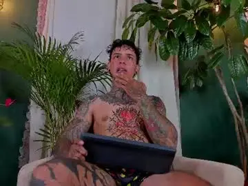 Chaturbate Sex Chat of aron_ford