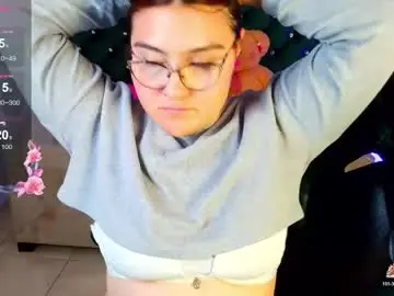 Chaturbate Free Live Porn of diamondfox_m