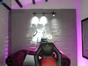 Chaturbate Watch Live Sex Cams of diamondfox_m