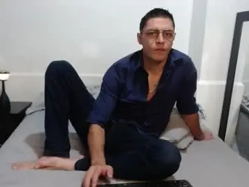 Chaturbate Free Porn Cam of frank_millers