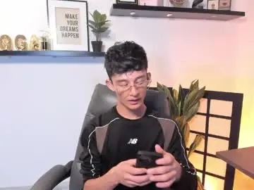 Chaturbate Sex Cam of patrick_howland_