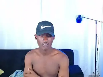 Chaturbate Free Porn Cam of alexaandro18