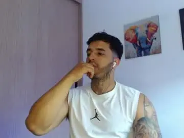 Chaturbate Private Sex Chat of darius_phoenix