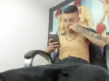 Chaturbate Best live sex cam show of dereck_boyy_