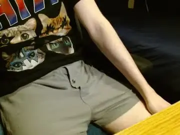 Chaturbate Live Sex Cam of readytocum90