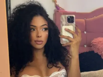 Imlive Sex Chat of LauraCollingss