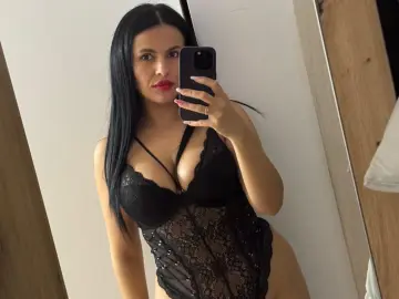 Imlive Adult Webcams of Emaa311