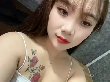 Imlive Free Porn Cam of Mikabby