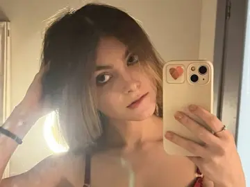 Livejasmin Free Porn Cam of SharolynHariston