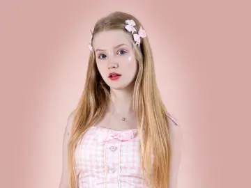 Livejasmin Live Porn of LilianHoward