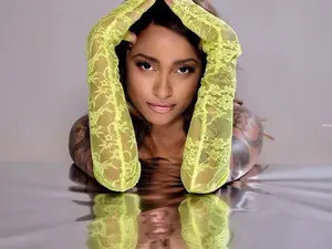 Myfreecams Adult Webcam of YazminRoyal
