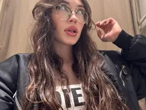 Myfreecams Private Sex Chat of Kelly_Grey