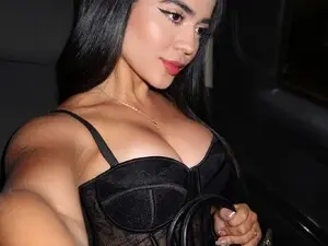 Myfreecams Sex Cam of Linda_martin_