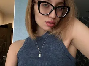 Myfreecams Live Sex Cam of SaintAngie