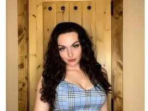 Myfreecams Sex Cam of BaddiexM
