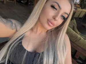 Myfreecams Watch Live Sex Cams of obscenexxx