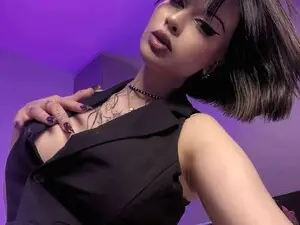 Myfreecams Watch Live Sex Cams of LunaGothGirl