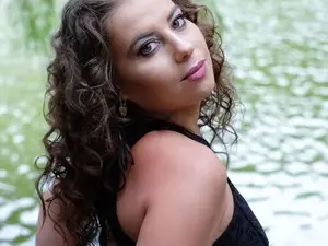 Myfreecams Sex Cam of PetiteAlissa