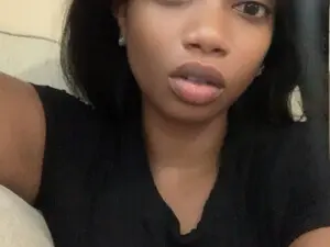 Myfreecams Sex Cam of Iluvishmet