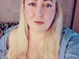 Myfreecams Free Porn Cam of SweetieLoren