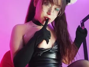 Myfreecams Watch Live Sex Cams of Emoon