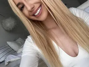 Myfreecams Private Sex Chat of BelleBlondy