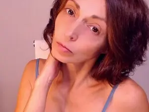 Myfreecams Adult Video Chat of CaringSophie