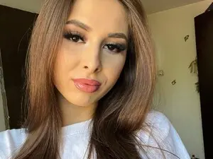 Myfreecams Sex Cam of Sophie_Eloise