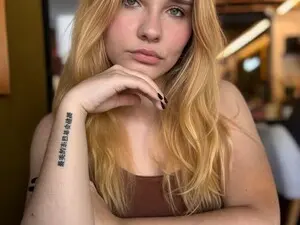 Myfreecams Watch Live Sex Cams of ClassyCarrie