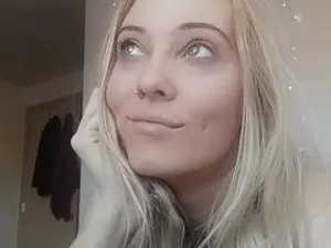 Myfreecams Sex Cam of Leeleigh1