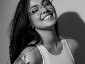 Myfreecams Live Porn of Isa_Maiden