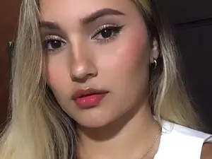 Myfreecams Free Live Porn of Miaa_Riav_