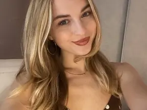 Myfreecams Sex Chat of AlienGirl