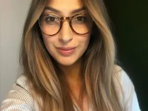 Myfreecams Sex Cam of Velourmuse