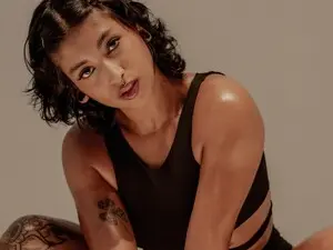 Myfreecams Sex Chat of LollaBye