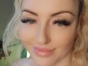 Myfreecams Watch Live Sex Cams of NADINNNE