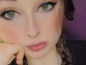Myfreecams Sex Cam of Elviraaa